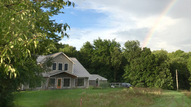 Hilltop Country View Studio