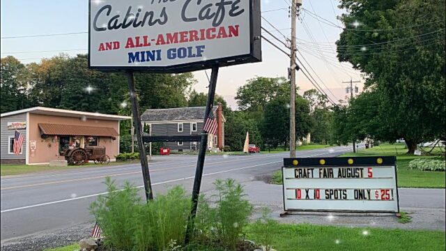 Cabin Cafe Ice Cream Mini Golf