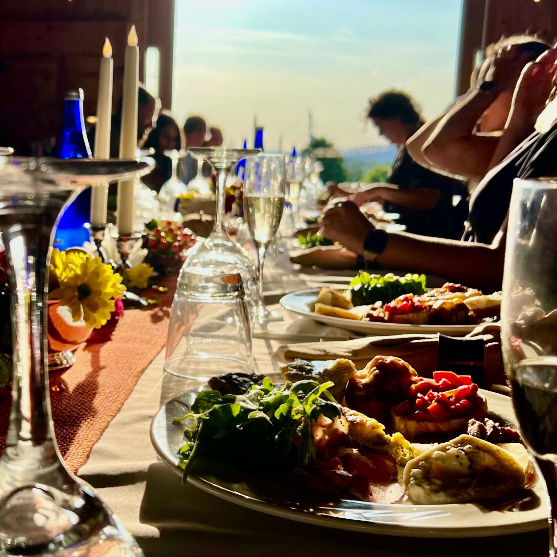 Take a Seat at These Unique Places to Eat Near Saratoga Springs, NY